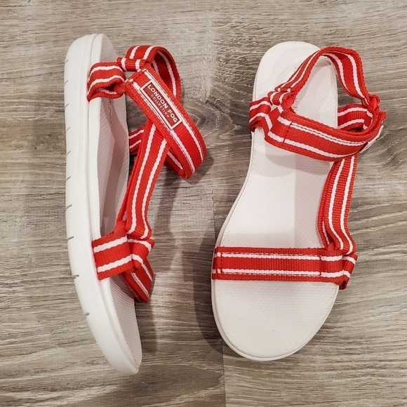 NEW London Fog Shore Club Strap Sandals - Picture 2 of 6
